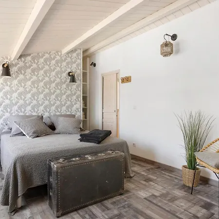 Les De Miloly Bed & Breakfast La Jarrie