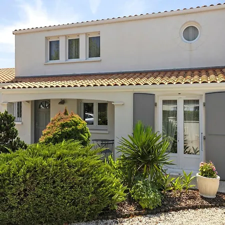 Les De Miloly Bed & Breakfast 3*